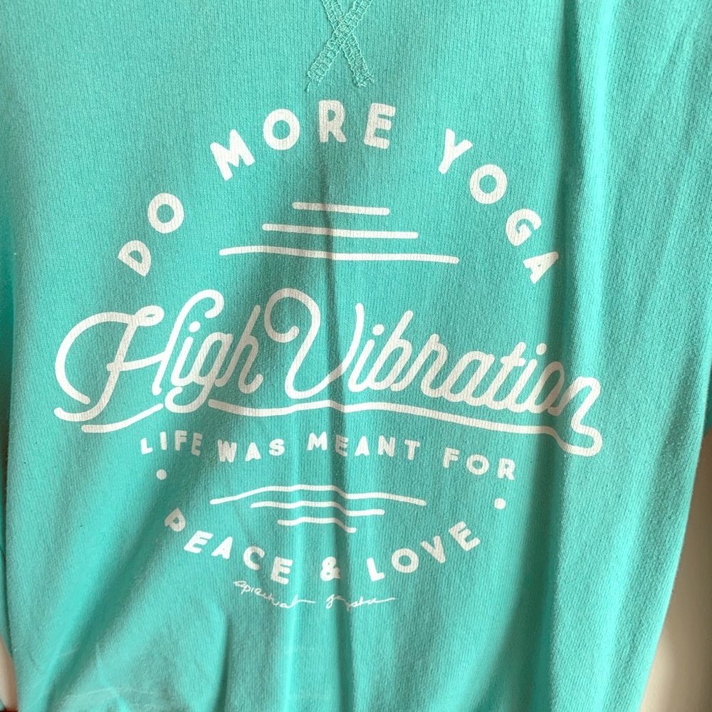 Teal long sleeve shirt/sweatshirt